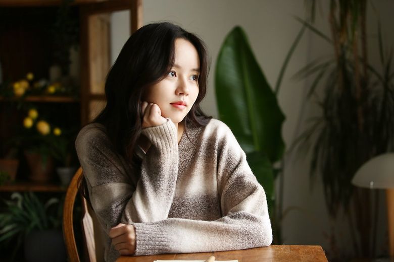 Girl Crush: Kim SoHyun, Personifikasi Air Mancur Youth Dan Keanggunan