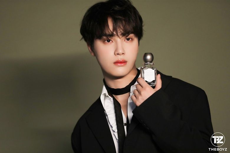 THE BOYZ's Ju HakNyeon For 1st Look May Issue Behind-the-Scene