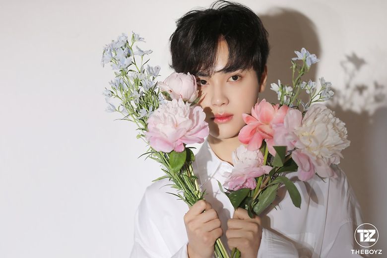 THE BOYZ's Ju HakNyeon For 1st Look May Issue Behind-the-Scene