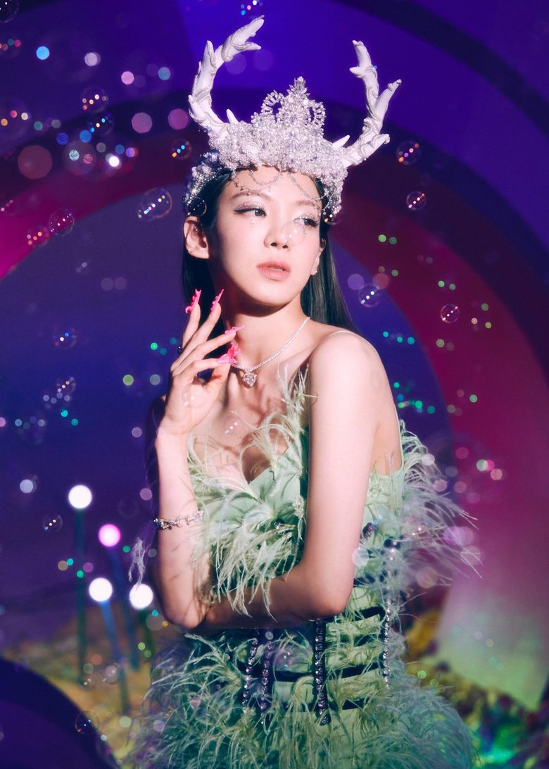 Girls' Generation, 7th Full Album "FOREVER 1" Concept Photo# COSMIC FESTA