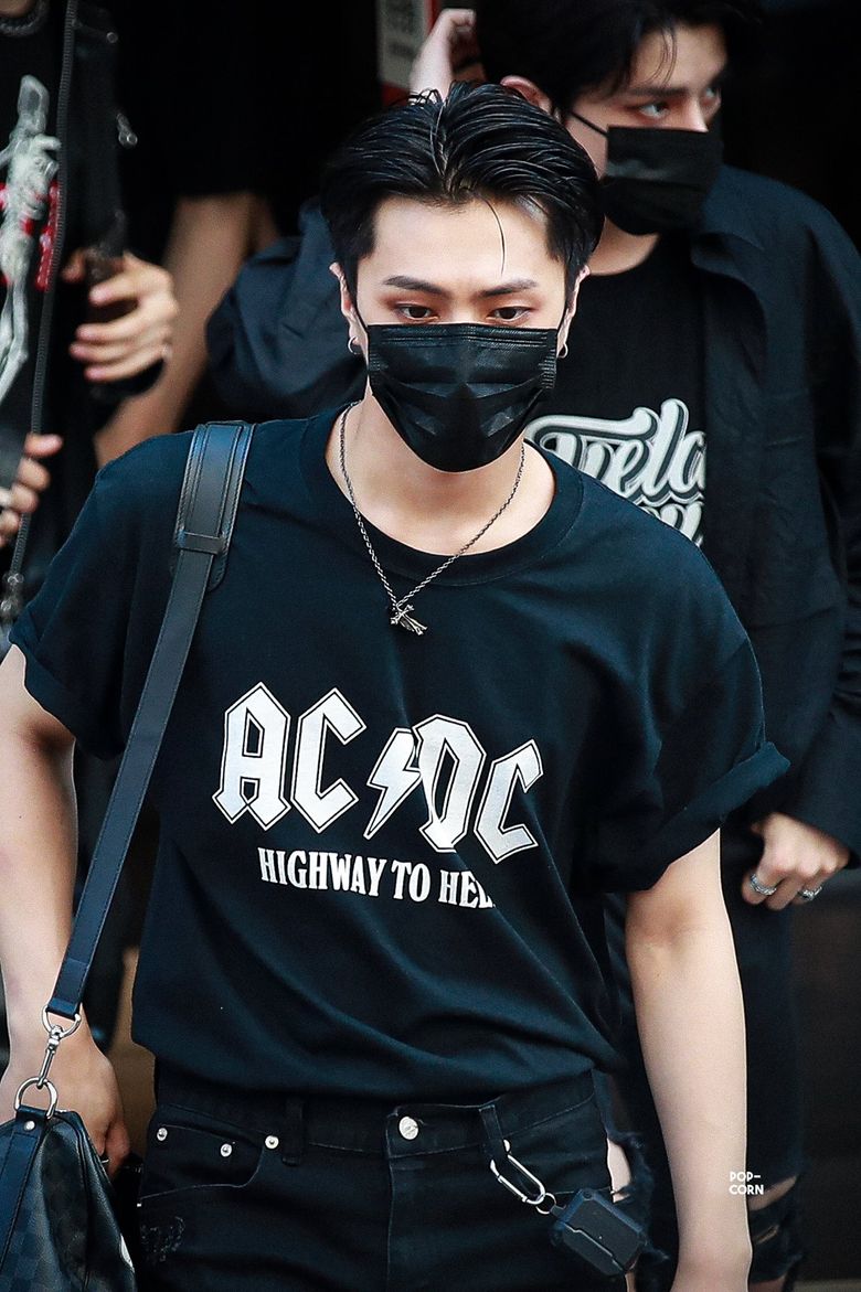 Anybody know the shirt Jay from Enhypen is wearing? : r/KpopFashion