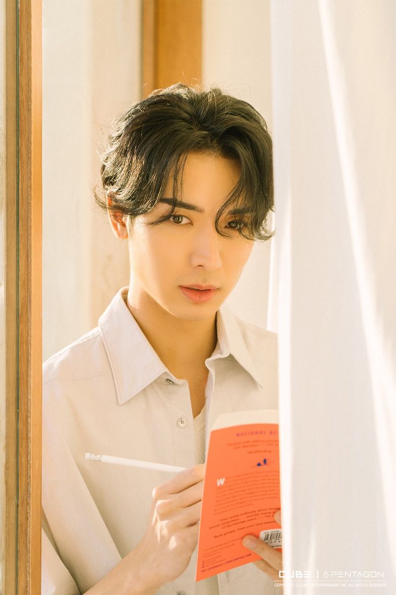 Idol vs. Model: PENTAGON's Yuto Is The Model Muse That Manhwa Characters Get Their Inspiration From