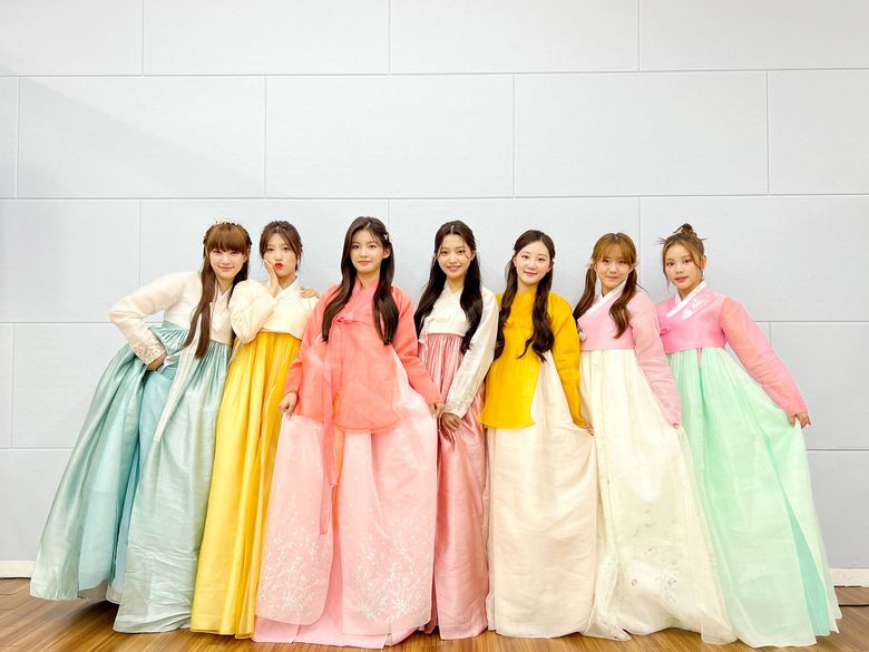   Chuseok 2022 İçin Geleneksel Kıyafetleriyle Fotoğraf Yayınlayan 32 K-Pop İdolü