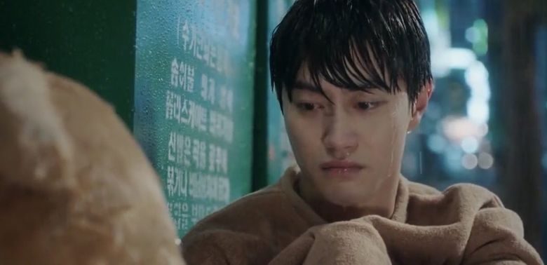 I Have 99 Problems But Watching Kwak DongYeon In "Gaus Electronics" Can Solve All Of Them