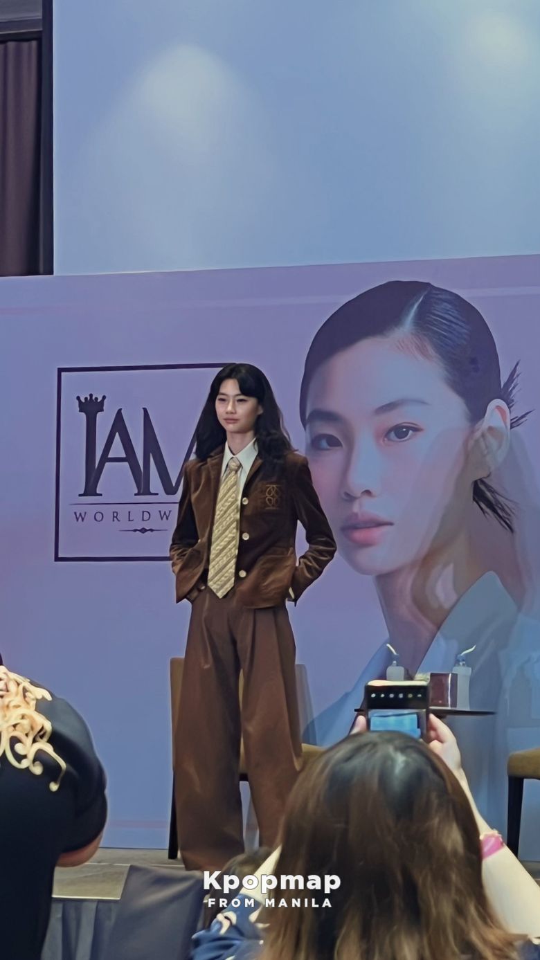 Exclusive Review  Jung HoYeon s  IAM Worldwide  Press Conference In Manila - 53