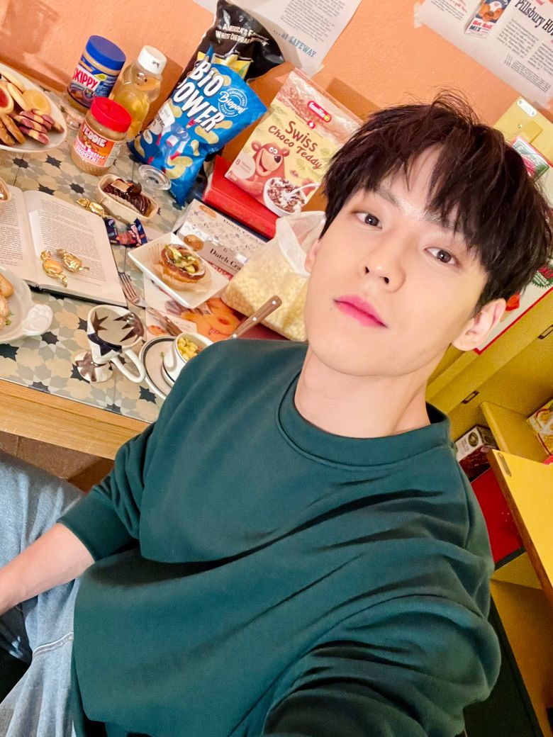 Top 20 Boyfriend Material Pictures Of BTOB s MinHyuk  A Man Who Exceeds All Standards - 25