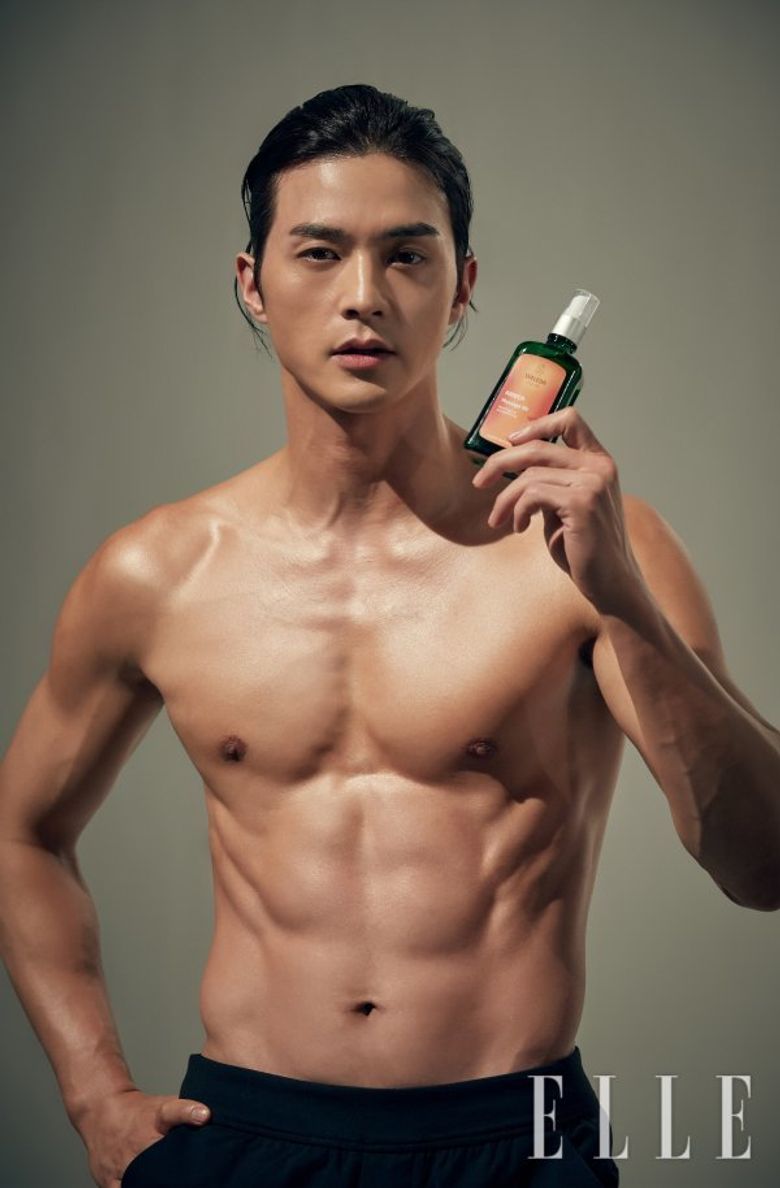 Top 13 Korean male actors with the best abs (part 2)