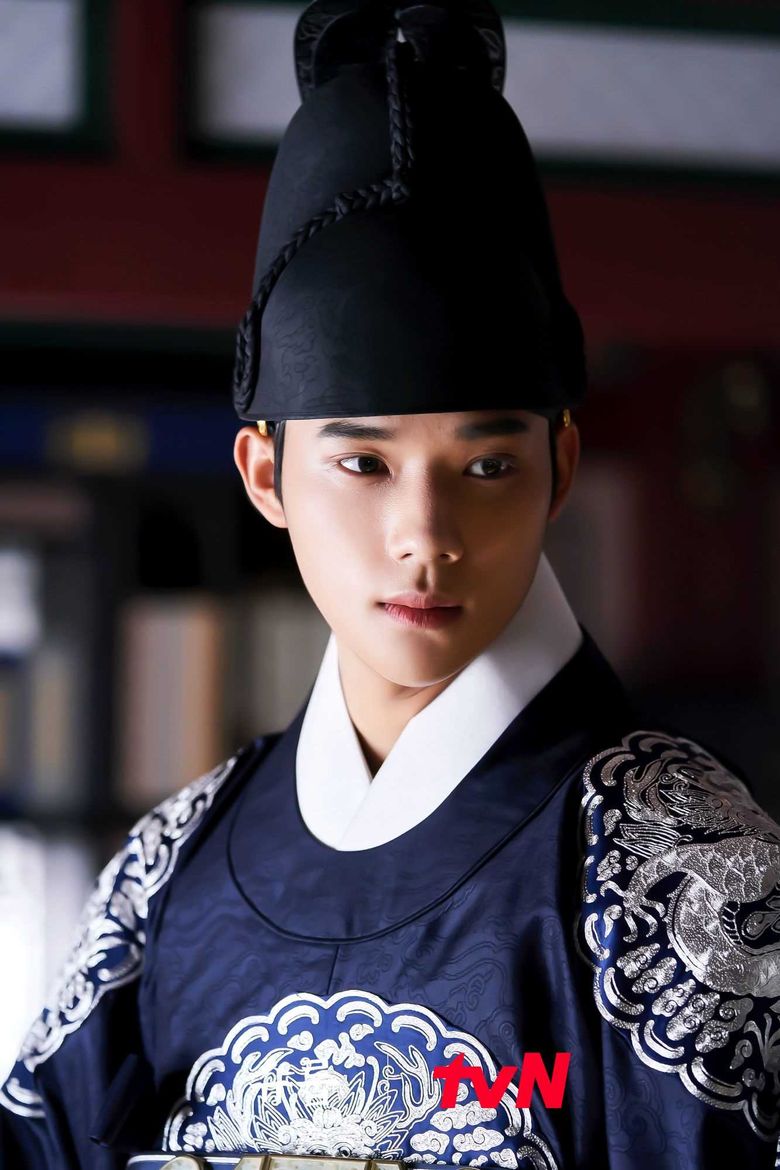     6 Swoon-Worthy Crown Princes From Historical K-Dramas