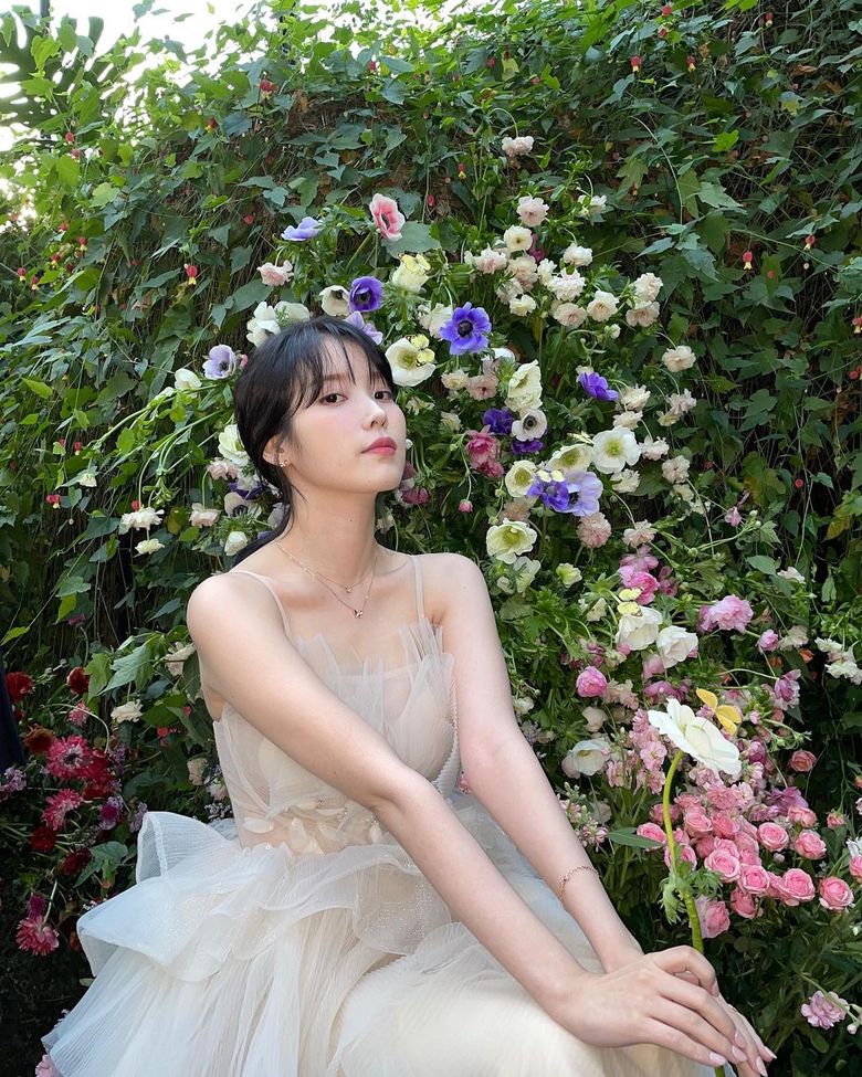 Top 20 Girlfriend Material Pictures Of IU: The Nation's Sweetheart Who Steals Our Breath Away With Her Beauty