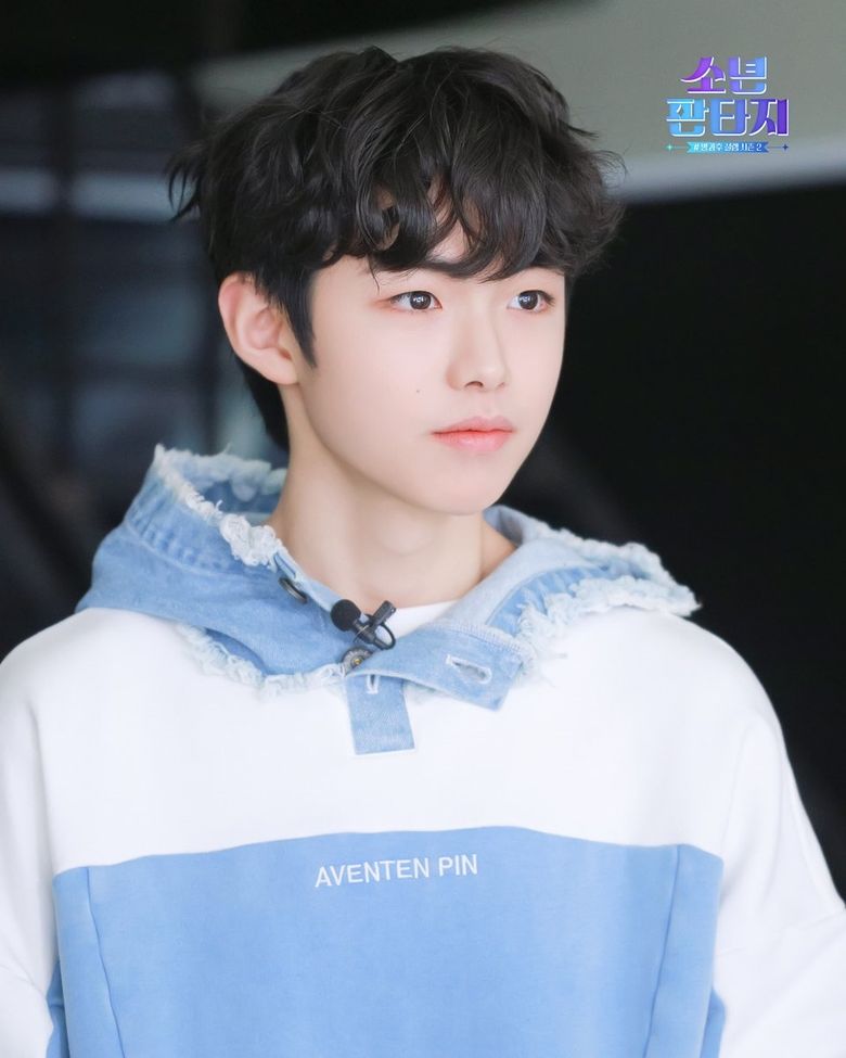 "Fantasy Boys" Contestant & JYP Trainee Kim GyuRae Is Gaining Attention For His Visuals Before The Show Even Airs
