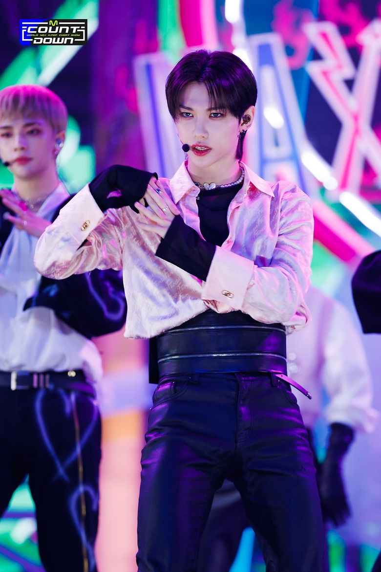     5 Best Felix Stray Kids Stage Costumes During 'Case 143' Promo