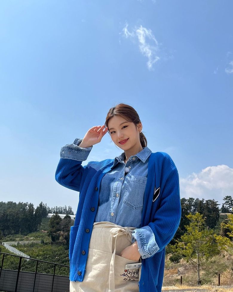 Girlfriend Material Pictures Of ITZY's YeJi: The Idol That Makes Fans ...