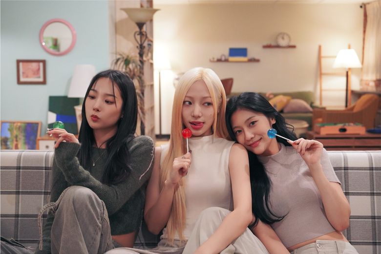 These Are The New K-Pop Girl Groups We're Crushing On In 2023