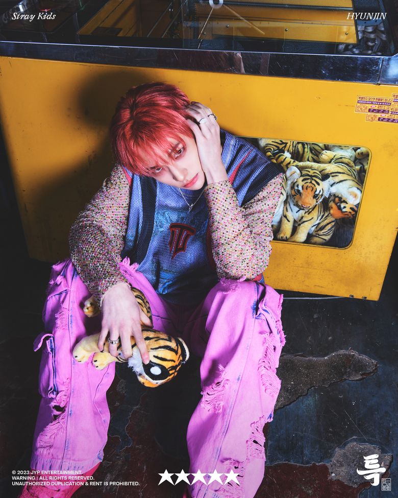  6 K-Pop Idols Who Have Recently Slayed The Pink Hair Look Recently