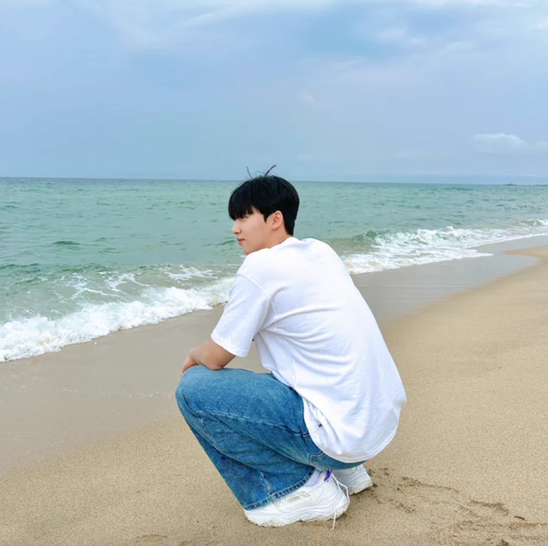 Jeong SeWoon Releases Refreshing Pictures Ahead Of Announcing His 2023 “LUCKY HIGH SCHOOL 5th” Fanmeeting