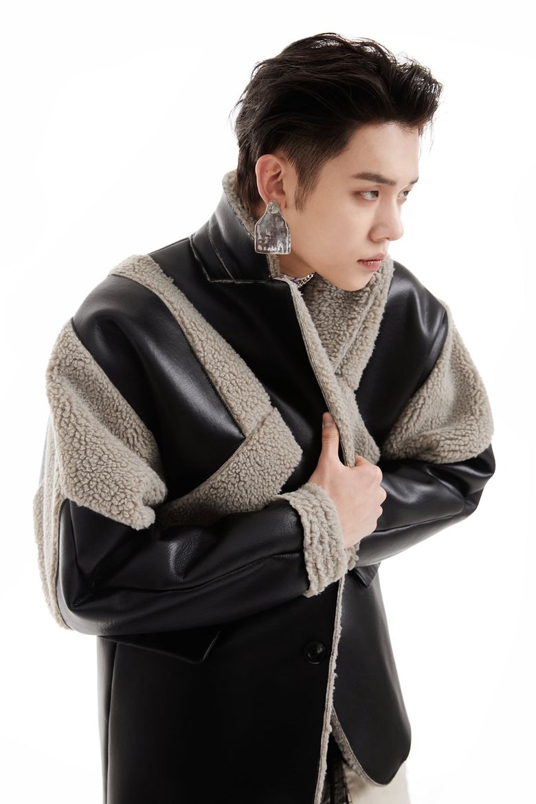  7 Male K-Pop Idols Who Wore Earrings With Original Designs