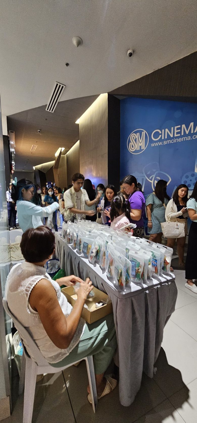 “My SHINee World” Philippine Screening: A Weekend Of Nostalgia, Fanchants, Dancing And Singing For Filipino SHAWOLs