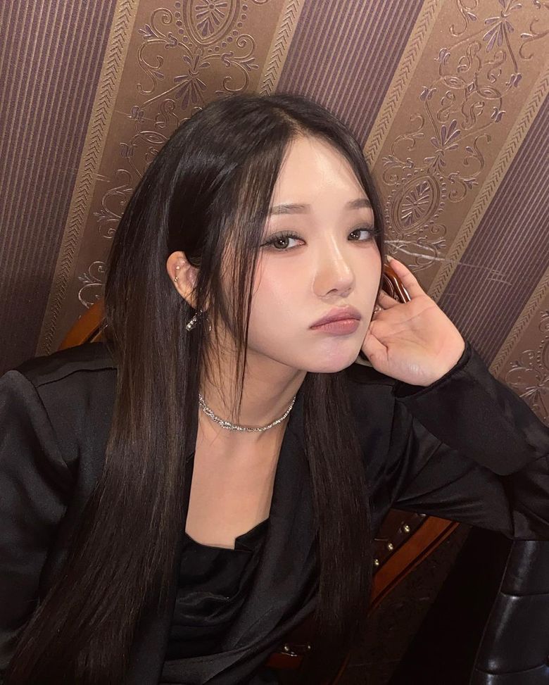 Top 20 Girlfriend Material Pictures Of fromis_9’s Roh JiSun: The Idol Who Jolts You Awake With Her Electrifying Visuals