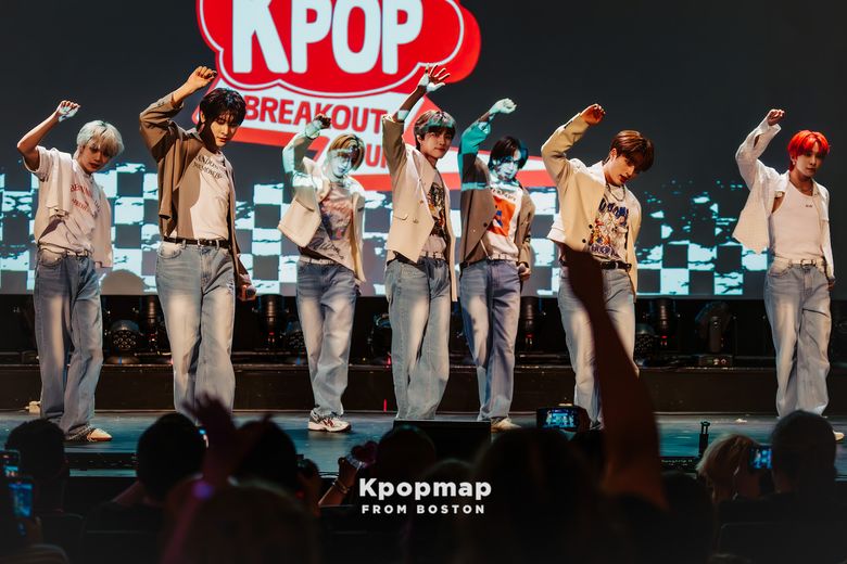 Exclusive Review: A Return To Simpler Times, “KPOP Breakout Tour” Doesn’t Disappoint