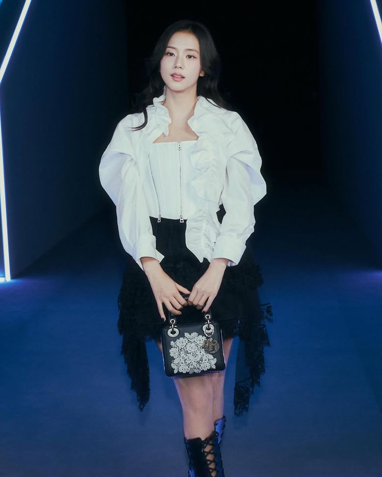 Which K-Pop Stars Created Buzz At Paris Fashion Week 2025?