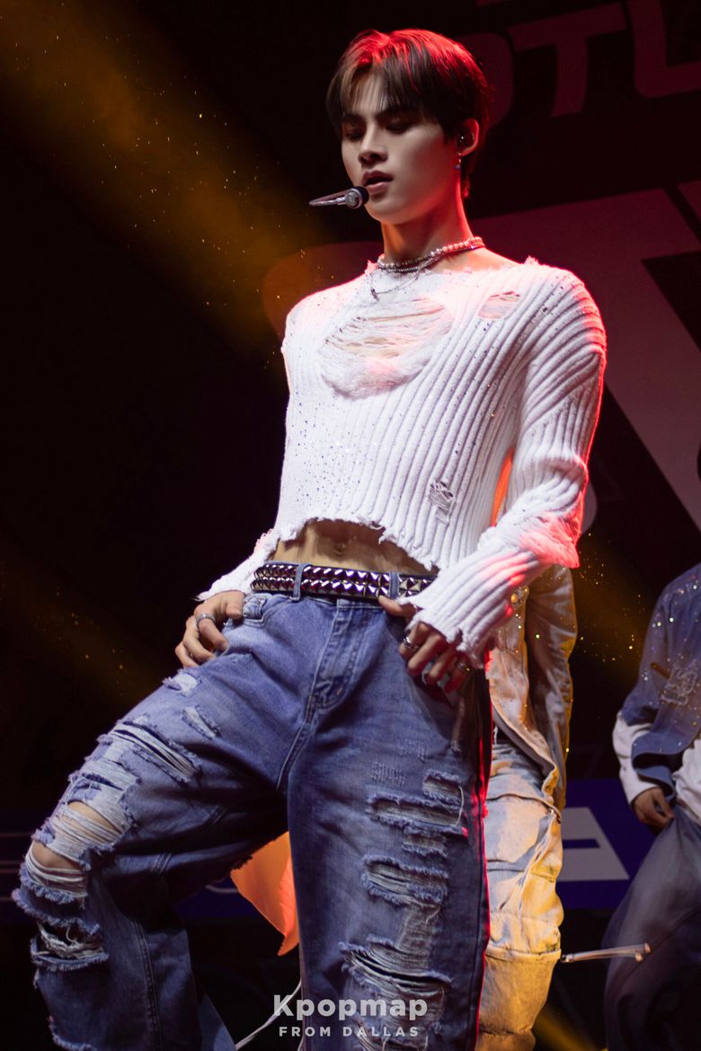 Exclusive Review: 8TURN 1st World Tour “8TURNRISE” In Dallas
