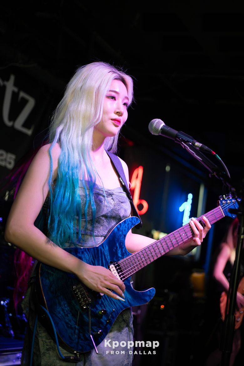 Exclusive Review: Rolling Quartz “Stand Up” In Dallas