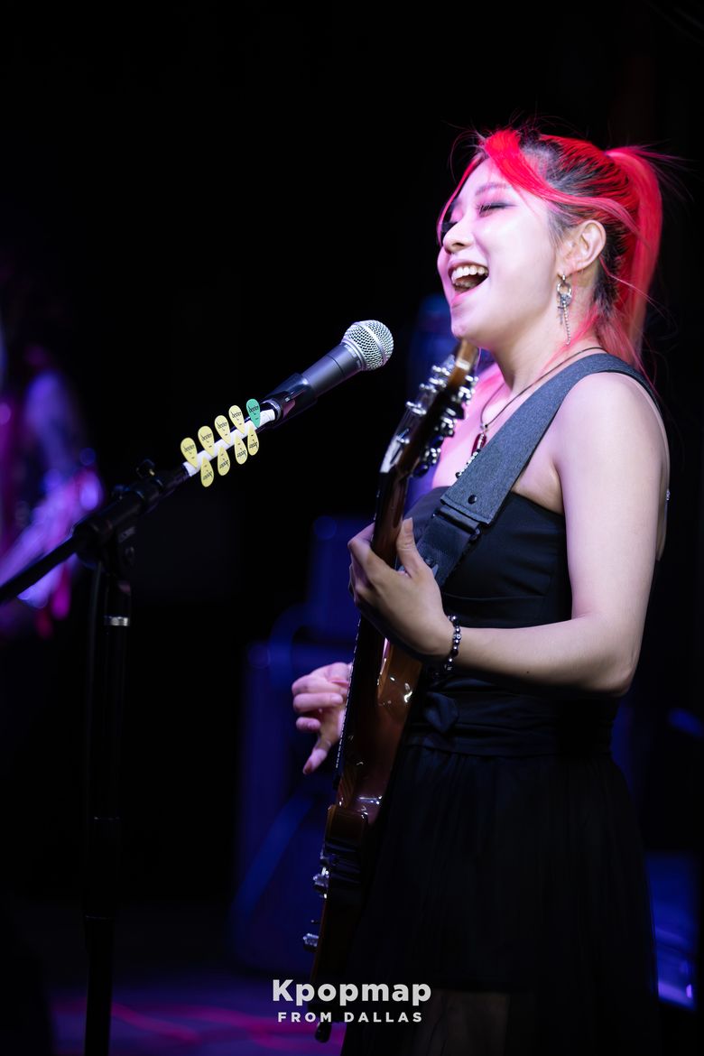 Exclusive Review: Rolling Quartz “Stand Up” In Dallas