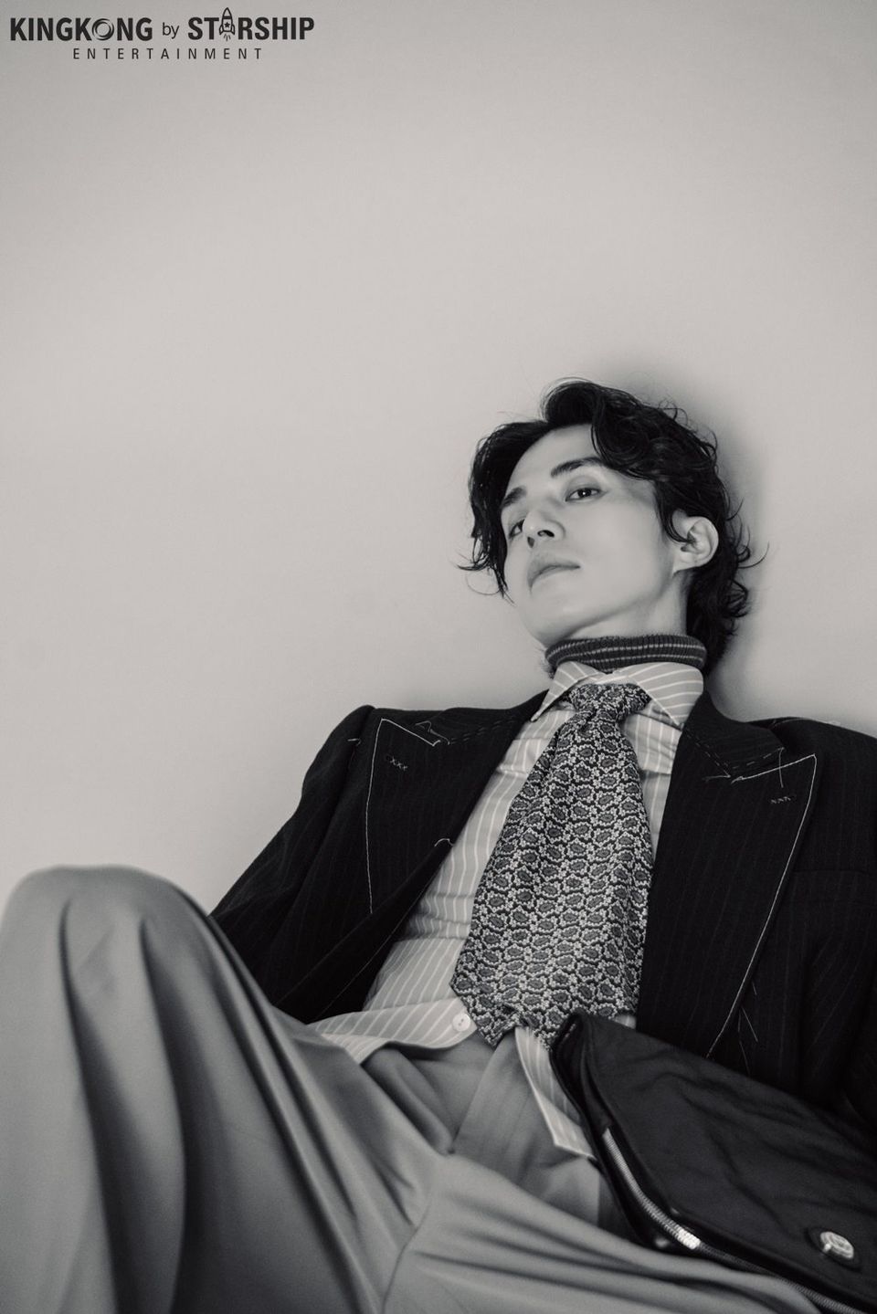 Lee DongWook For Esquire Korea Magazine October Issue (+Behind-the ...