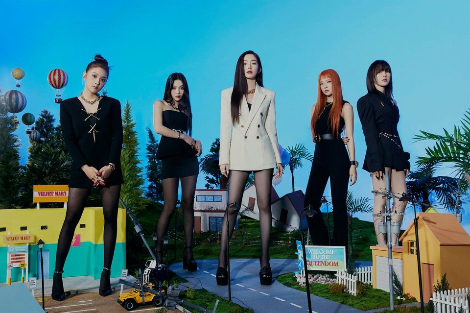 Red Velvet 6th Mini Album "Queendom" - Welcome to the Queendom Concept