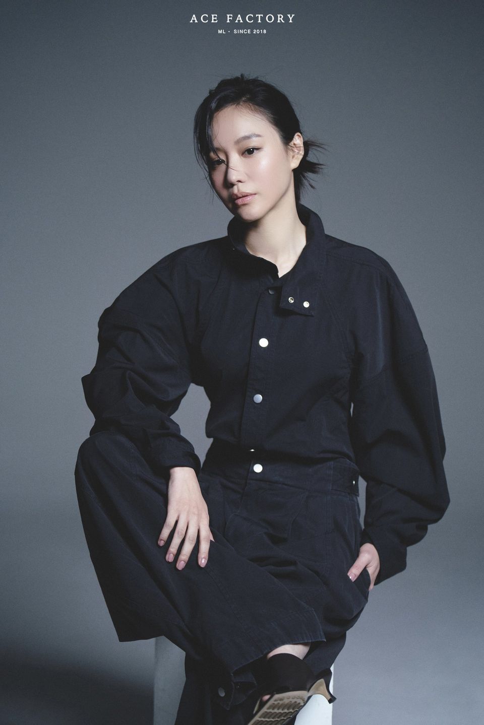 Kim Ajoong For Harper's BAZAAR Korea Magazine February Issue (+Behind ...